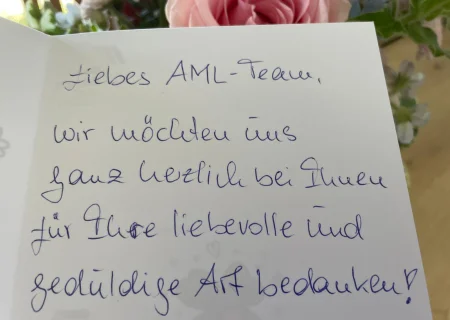 Dankeskarte an das Team des Pflegedienstes AML, die für ihre liebevolle und geduldige Pflege gewürdigt wird.